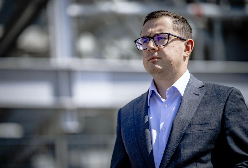 Miłosz Motyka o jednym problemie, który blokuje zniesienia zmiany czasu