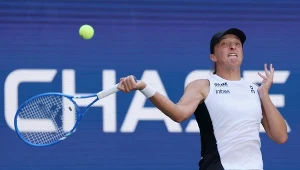 Ledwo Świątek zeszła z kortu, a tu takie wieści. Radwańska zdetronizowana