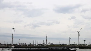 Port w Antwerpii, zdj. ilustracyjne