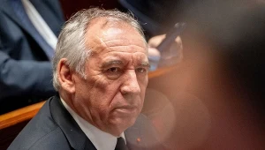 Premier Francji Francois Bayrou bez poparcia społeczeństwa