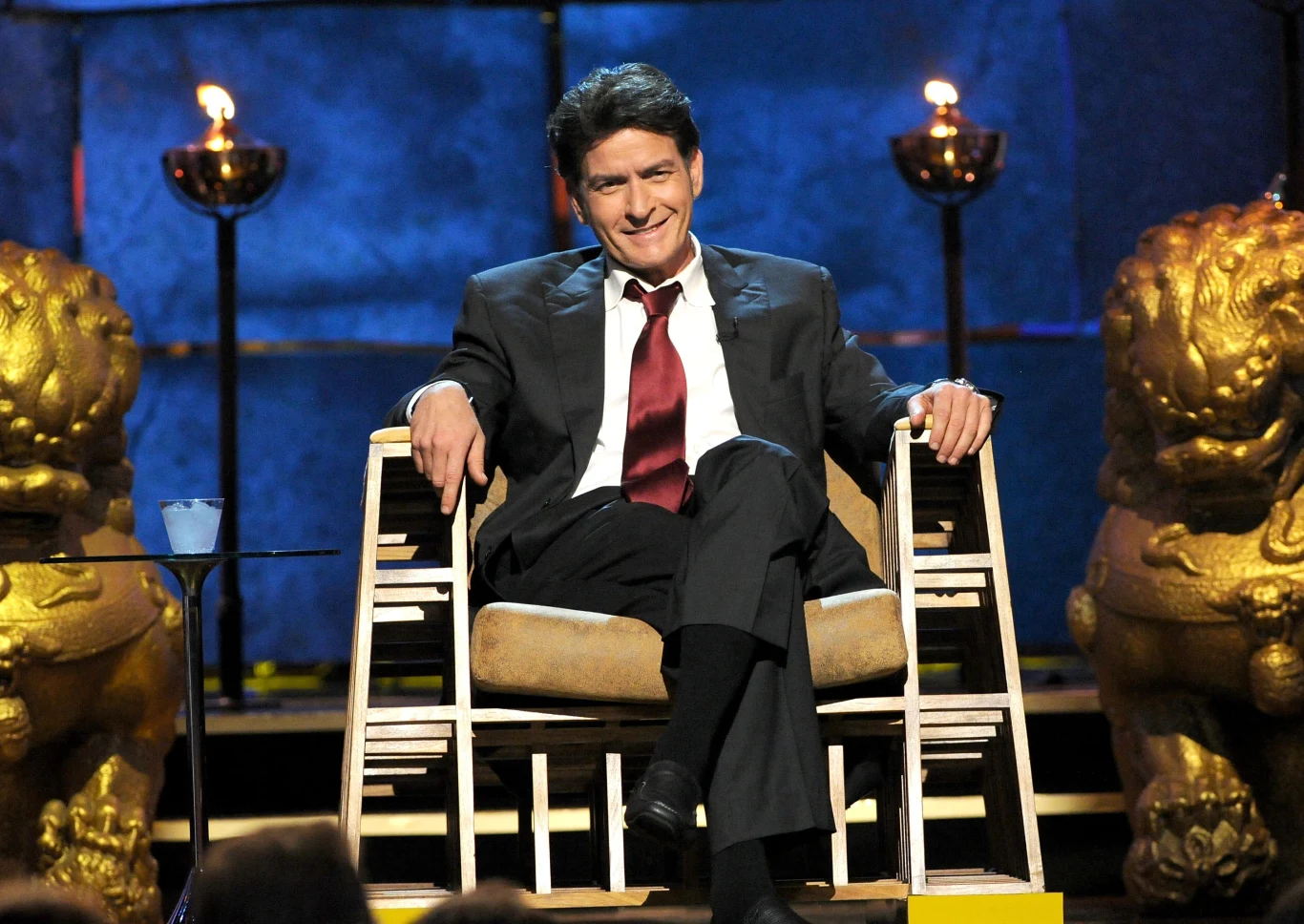 Charlie Sheen podczas swojego roastu w 2011 roku Charlie Sheen podczas swojego roastu w 2011 roku