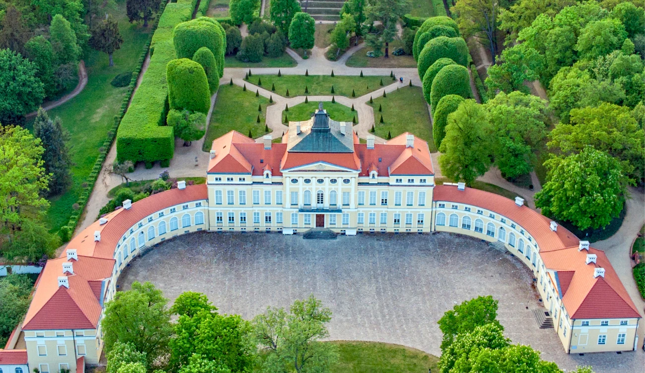 Opis historii pałacu w Rogalinie zaskakuje 