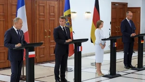 Donald Tusk podczas wizyty w Kiszyniowie