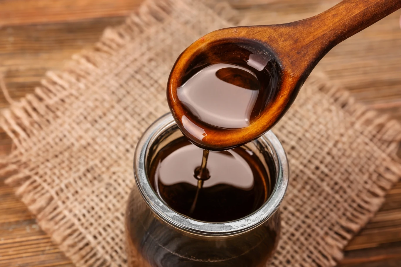 Olej z tych pestek, spożywany na zimno, chroni serce i wątrobę. Olej z tych pestek, spożywany na zimno, chroni serce i wątrobę.