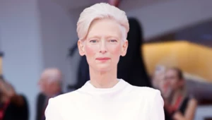 Wychowywała się w zamku, ale nie chciała być księżniczką. Niezwykła historia Tildy Swinton
