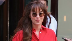 Oto najmodniejszy kolor na jesień 2025. Dakota Johnson nosi od dawna