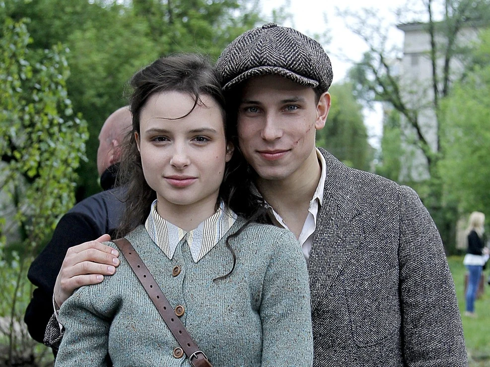 Anna Próchniak i Józef Pawłowski na planie "Miasta 44"