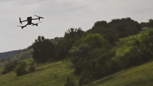 Policja będzie strzelać do dronów. Sąsiad Polski reaguje na incydenty
