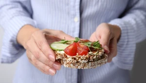 Mózg będzie działać jak dawniej. Jedz, by trzymać się z dala od demencji