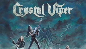 Crystal Viper na okładce koncertowej płyty "The Live Quest"