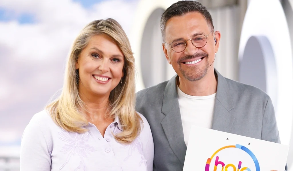 Ewa Wachowicz i Krzysztof Ibisz w "halo tu polsat" Ewa Wachowicz i Krzysztof Ibisz w "halo tu polsat"