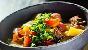 Pieczony gulasz mnie zaskoczył. Ten smak zniewala