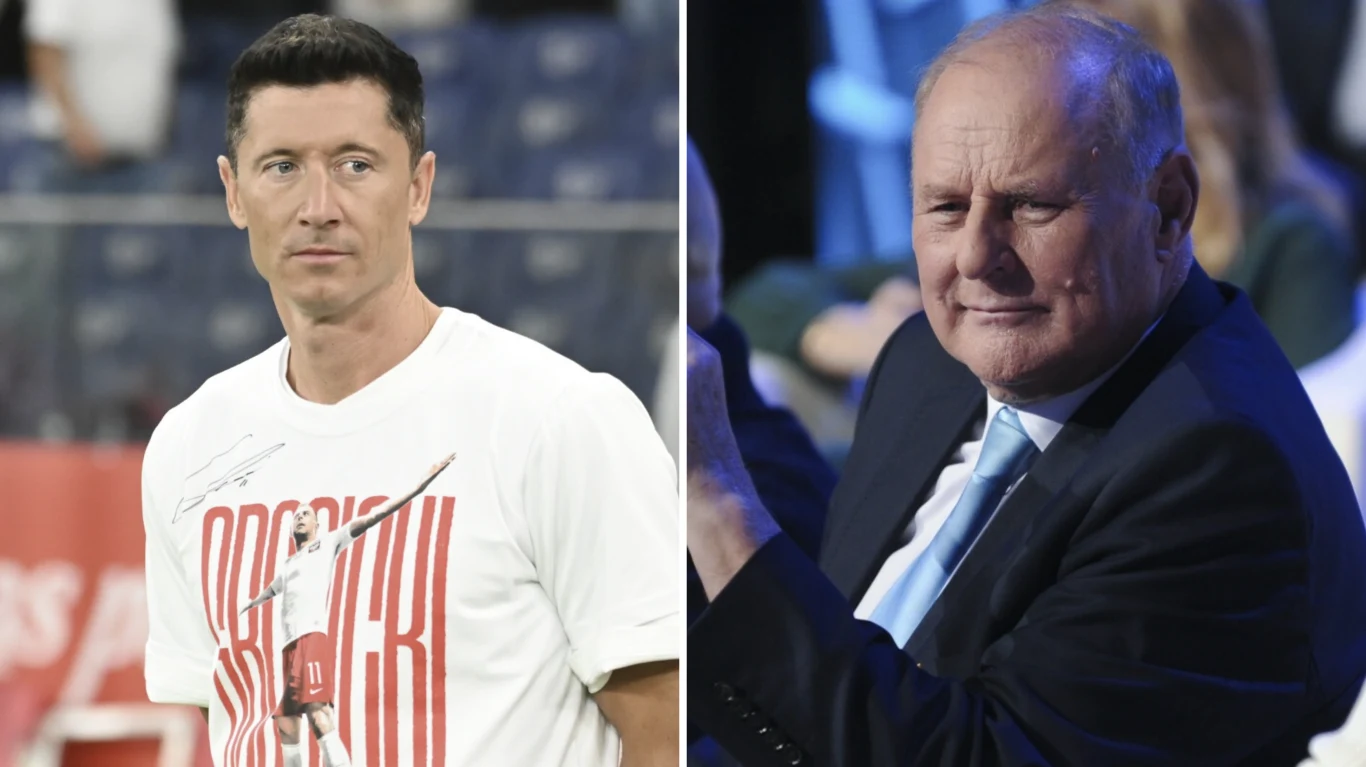 Robert Lewandowski i Jan Tomaszewski Po lewej stronie młody mężczyzna o ciemnych włosach w białej koszulce z czerwonym napisem stojący na stadionie; po prawej starszy mężczyzna w garniturze i błękitnej koszuli siedzący w jasnym otoczeniu, patrzący w stronę aparatu.