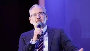 Były minister zdrowia Adam Niedzielski został pobity przez dwóch mężczyzn