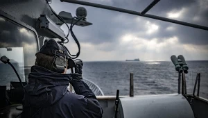 Okręt patrolowy HMS Carlskrona i inne szwedzkie jednostki na Bałtyku w przyszłości może być wpierany przez drony podwodne