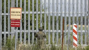 Żołnierz na granicy z Białorusią