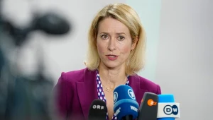 Szefowa unijnej dyplomacji Kaja Kallas powiedziała w sobotę, że nie jest optymistycznie nastawiona do nałożenia sankcji na Izrael, bo kraje UE są podzielone w tej sprawie