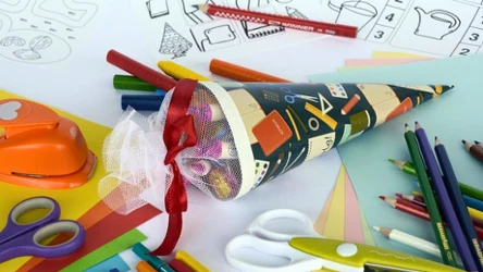 Prezent dla pierwszoklasisty do szkoły? Poznaj symbolikę tyty 