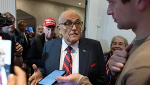 Poważny wypadek legendy USA. Człowiek Trumpa w szpitalu