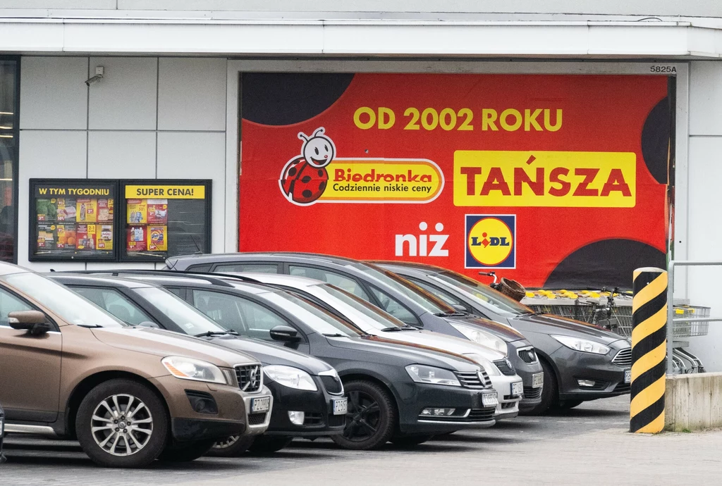 Kolejna odsłona sporu dyskontów. Komornik wszedł do Biedronki