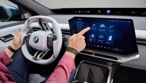 BMW ogranicza przyciski w autach. Wpływ mają nowe pokolenia.