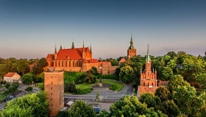 Krótkie wypady dla seniorów. Pomysł na jednodniowe wycieczki 