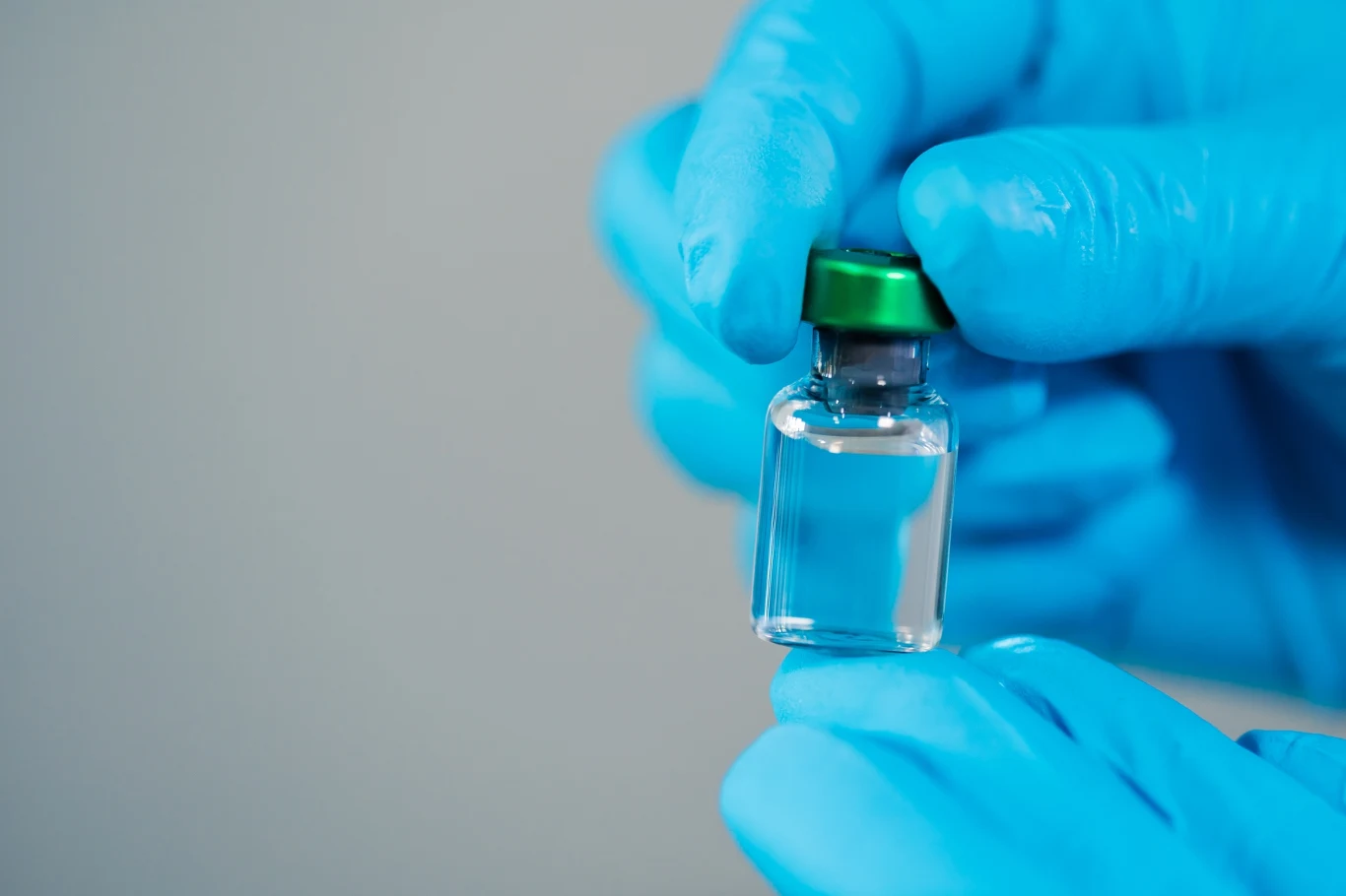 Uniwersytet w Oxfordzie przeprowadzi badania nad szczepionką przeciw najgroźniejszym patogenom Uniwersytet w Oxfordzie przeprowadzi badania nad szczepionką przeciw najgroźniejszym patogenom