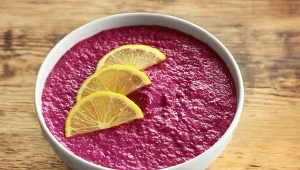 Zwykły burak może działać jak luksusowy krem, rozświetlając i odmładzając skórę