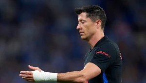 Brzydki gest Barcelony, Lewandowski miał prawo być oburzony. Ukryli operację