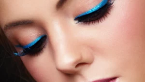 Nie tylko na festiwale i imprezy. Kolorowe eyelinery hitem jesieni 