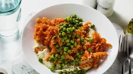 Makarony strączkowe dostarczają aż czterokrotnie więcej błonnika, do 20 g białka i o 1/3 mniej węglowodanów niż makaron pszenny