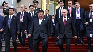 Zamieszanie po spotkaniu Kima z Putinem. Wskazują na zachowanie ochrony