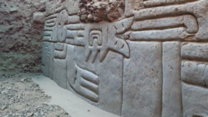 Archeolodzy w Peru odkryli mural 3D sprzed 4000 lat
