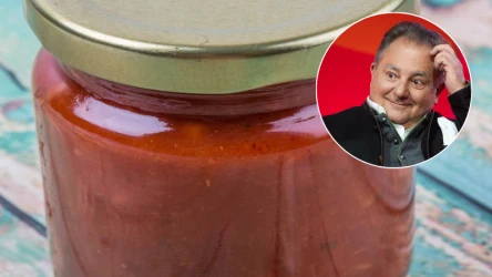 Pomidorowy sos z przepisu Roberta Makłowicza jest naprawdę pyszny. Każdy poradzi sobie z jego przygotowaniem
