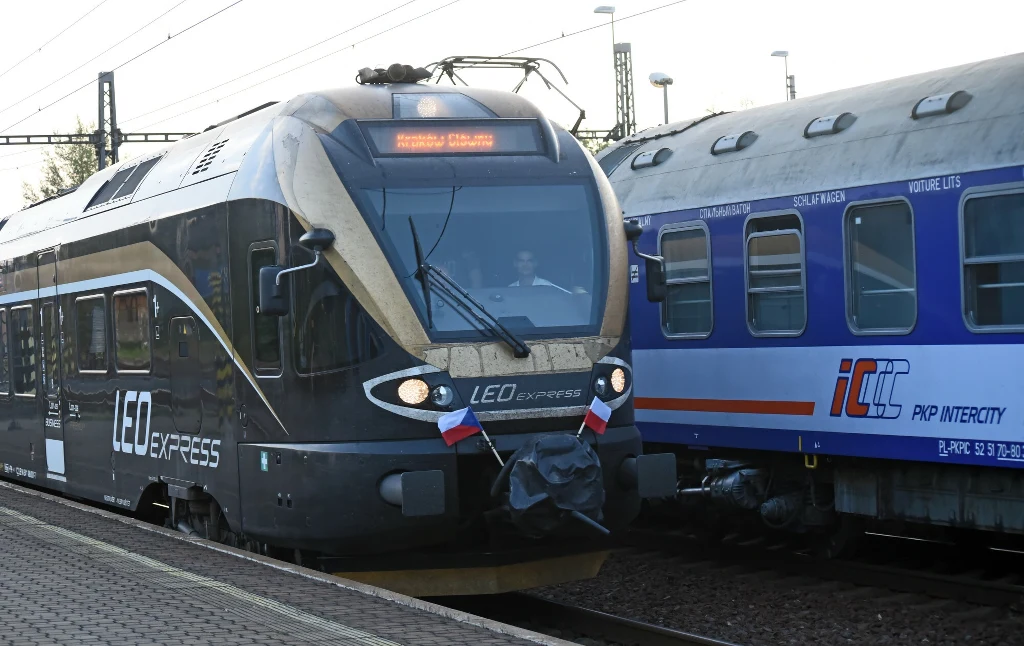 PKP Intercity zyskują kolejnego konkurenta na polskich torach. Czeski przewoźnik kolejowy Leo Express zapowiedział, że od przyszłego roku będzie kursował pomiędzy Krakowem a Warszawą