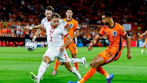 Polska urwała punkty Holandii w debiucie Urbana! Piękny gol Casha ocaleniem