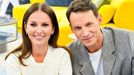 Tomasz Wolny u boku Pauliny Sykut-Jeżyny zadebiutowali w "halo tu polsat". Widzowie komentują