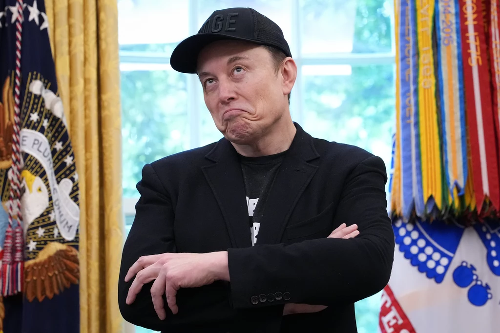 Elon Musk może zarobić w Tesli naprawdę absurdalne pieniądze Elon Musk może zarobić w Tesli naprawdę absurdalne pieniądze