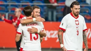 Jakub Kamiński, Matty Cash i Przemysław Wiśniewski