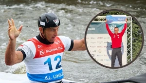 Mateusz Polaczyk. W ramce z czekiem za podium w klasyfikacji generalnej PŚ w slalomie kajakowym