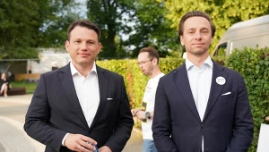 Liderzy Konfederacji: Sławomir Mentzen i Krzysztof Bosak. Który byłby lepszym premierem? Powstał sondaż