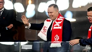 Sceny pod Stadionem Narodowym, aż trudno uwierzyć. W tle Karol Nawrocki