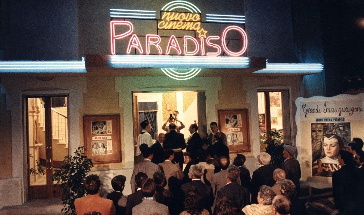 Kadr z filmu "Cinema Paradiso"