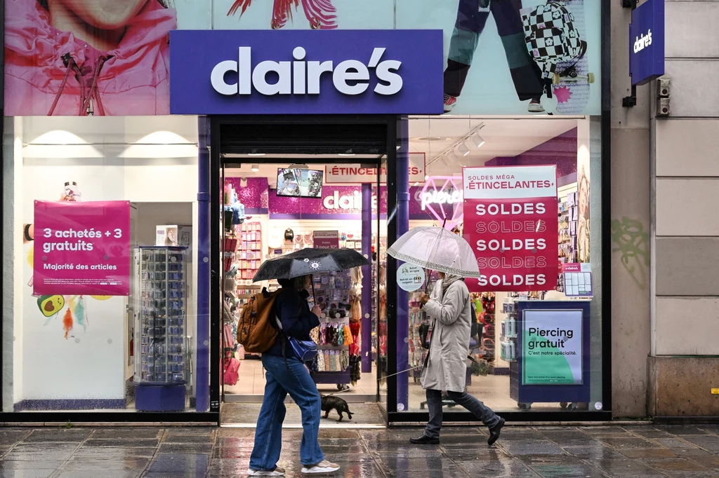 Claire’s w UK w kryzysie - dwóch inwestorów walczy o przejęcie sieci (zdj. ilustracyjne)