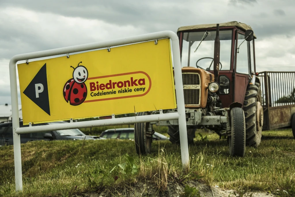 Prezes UOKiK postawił właścicielowi sieci sklepów Biedronka trzy zarzuty Prezes UOKiK postawił właścicielowi sieci sklepów Biedronka trzy zarzuty