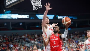 Jordan Loyd w pojedynku z Alperenem Seugune,