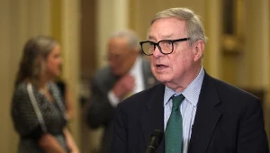 Putin wystawia na próbę naszą determinację w obronie Polski i państw bałtyckich - napisał senator demokratów Dick Durbin