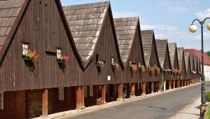 12 domów jak Dwunastu Apostołów. Powstały w konkretnym celu