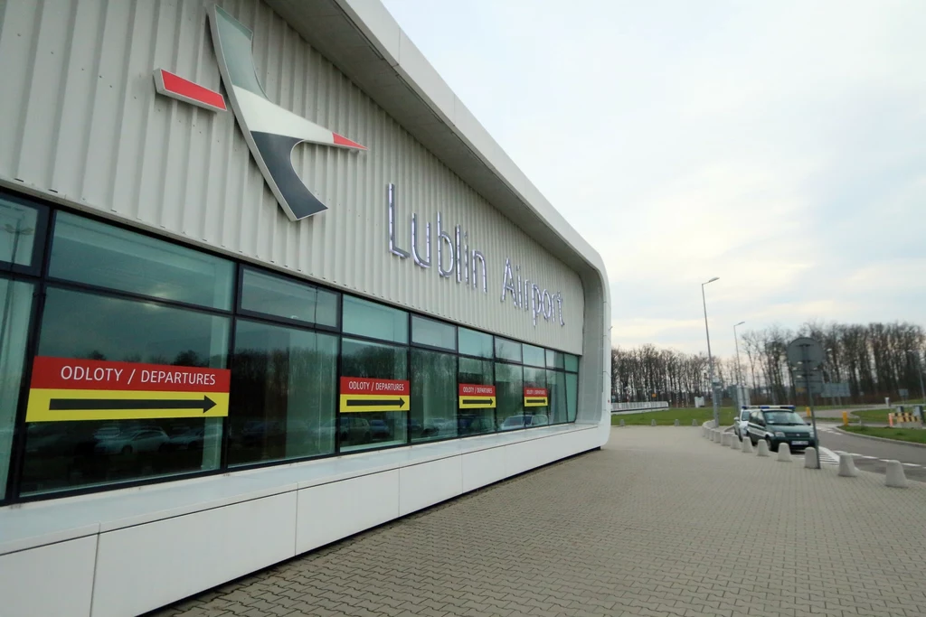 Jak blisko granicy z Ukrainą leżą polskie lotniska?