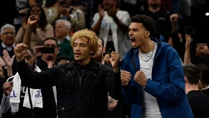 Drużyna Sochana zaskoczyła, w tle... ultrasi. Gwiazda Spurs na czele akcji
